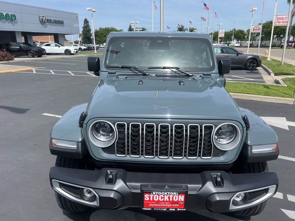 Used 2025 Jeep Wrangler Unlimited Sahara w/ Safety Group AWD/4WD image 10