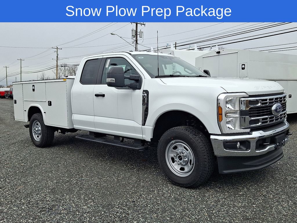 New 2025 Ford F350 XL w/ XL Chrome Package AWD/4WD video 2