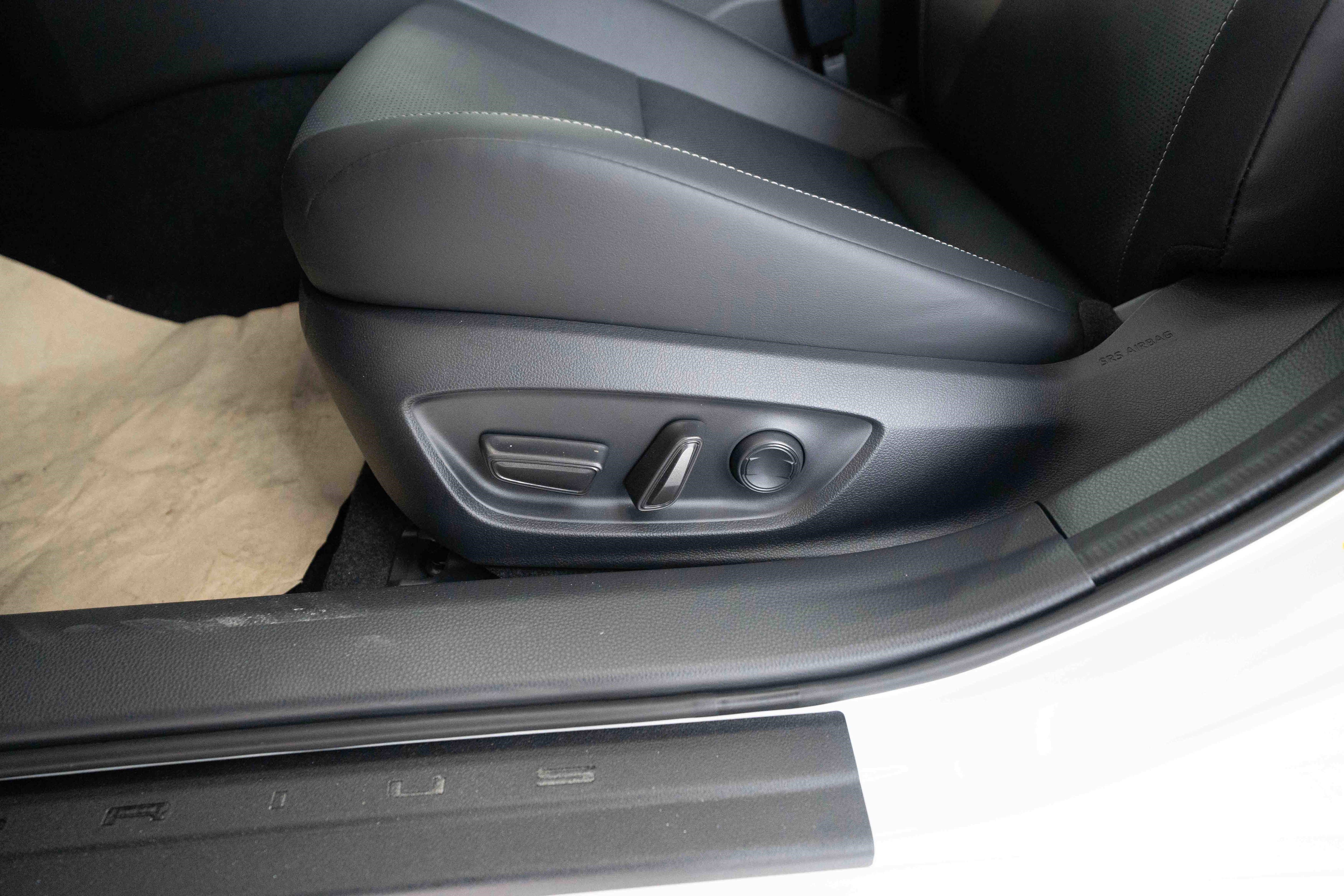 New 2026 Toyota Prius AWD image 12