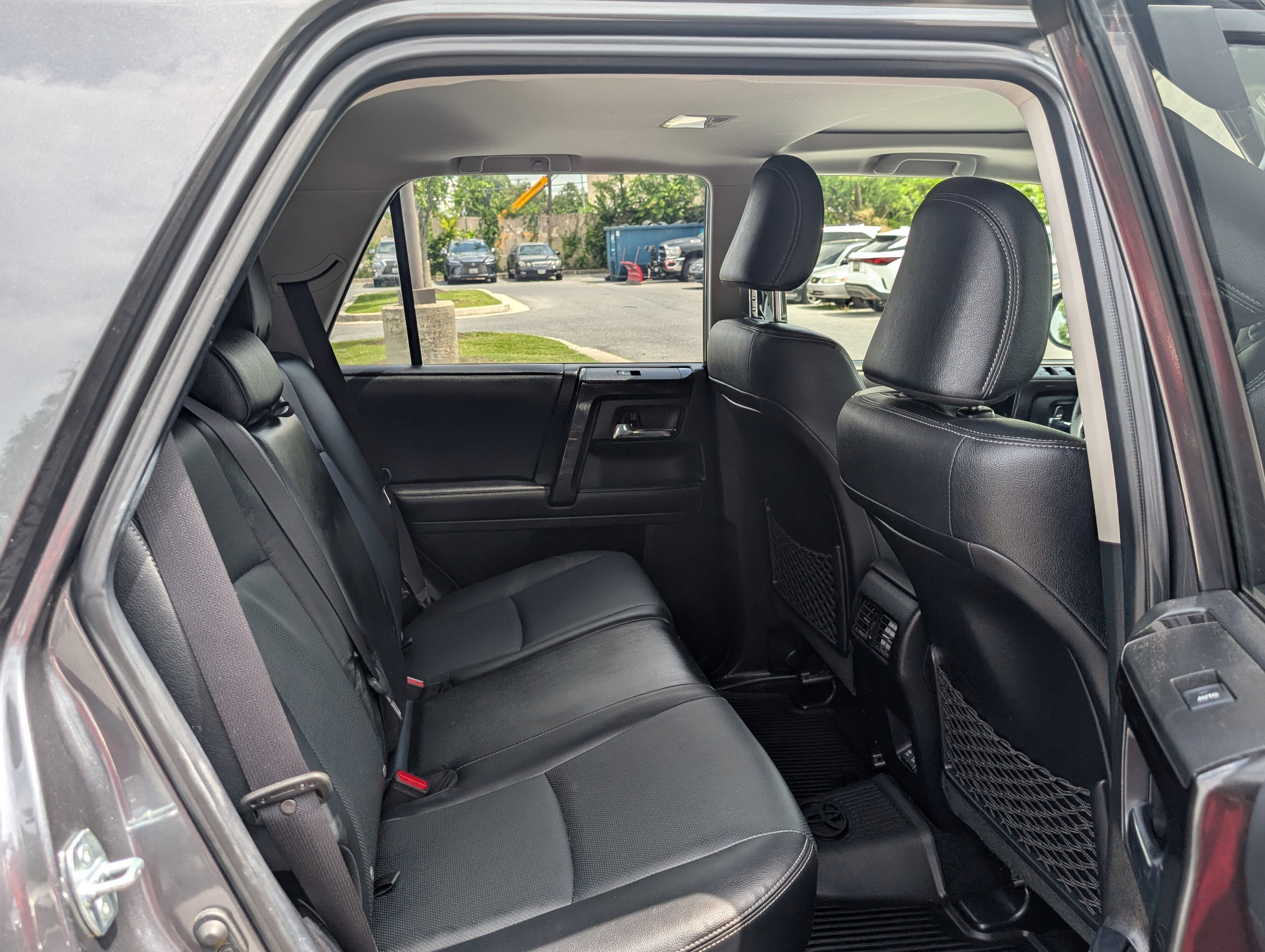 Used 2020 Toyota 4Runner Limited image 12