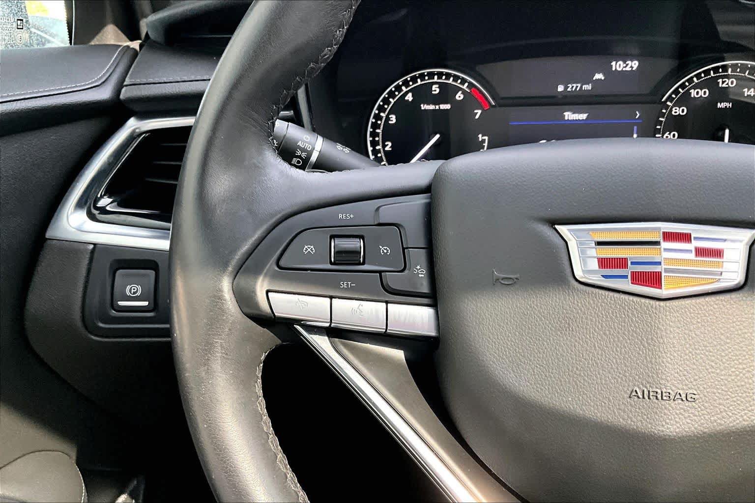 Used 2023 Cadillac XT6 Luxury FWD image 24