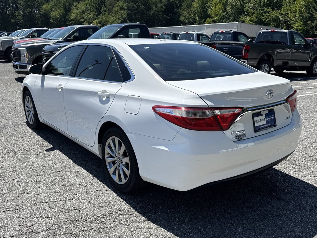 Used 2015 Toyota Camry XLE FWD image 5