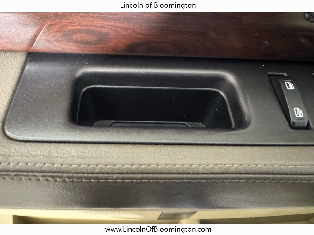 Used 2016 Lincoln Navigator L Reserve AWD/4WD image 46