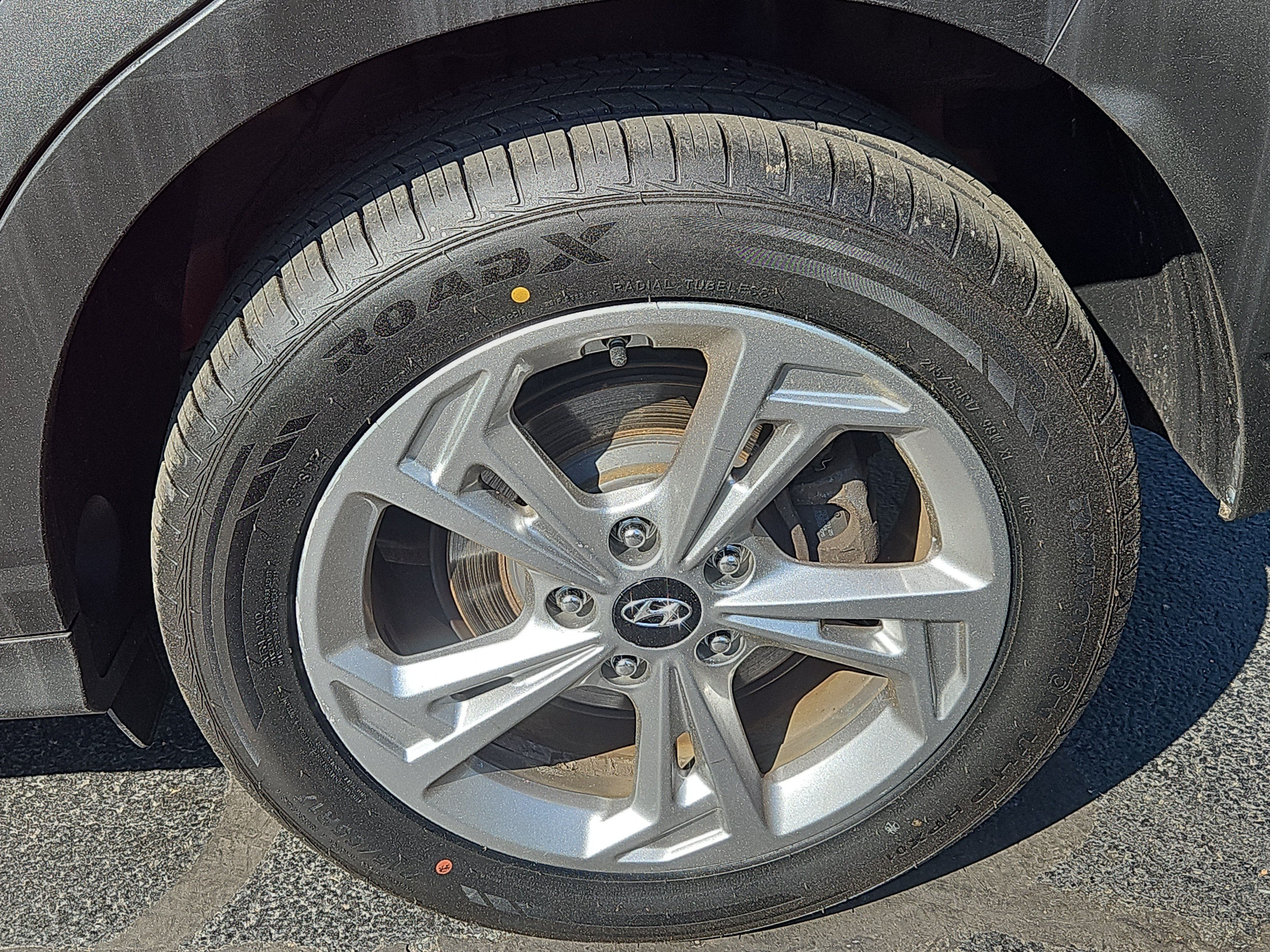 Used 2022 Hyundai Kona SEL AWD/4WD image 5