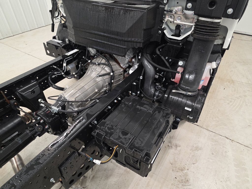 New 2026 Isuzu NPR image 9