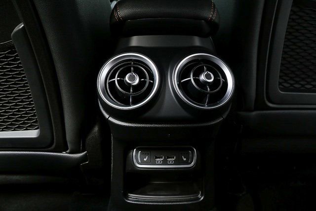 New 2025 Alfa Romeo Stelvio Sprint image 20