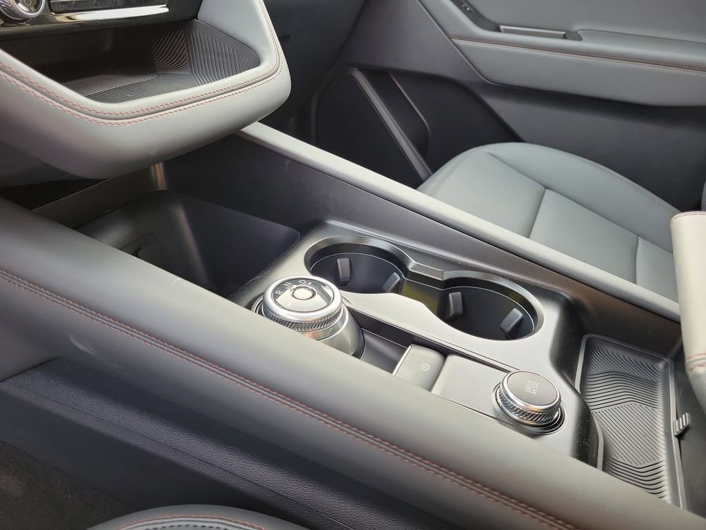 New 2026 Ford Explorer Active w/ Active Comfort Package image 29