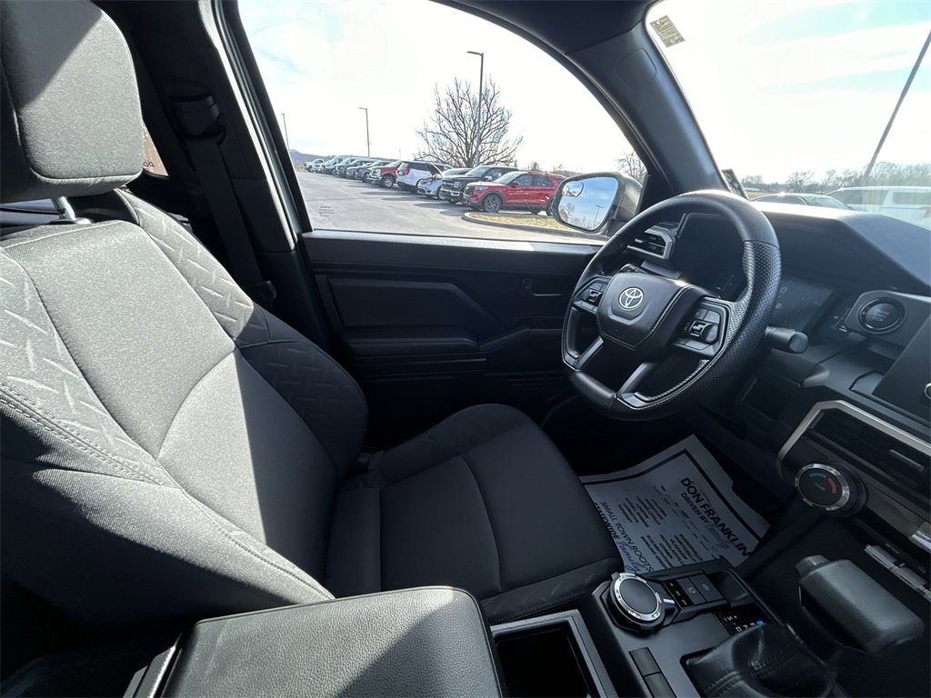 Used 2025 Toyota Tacoma SR image 10