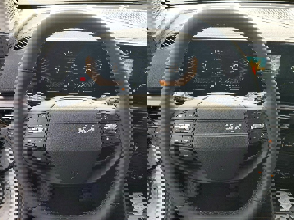 New 2026 Kia Sportage EX image 11