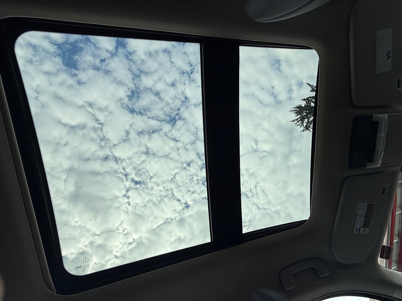 Used 2024 Mitsubishi Outlander Ralliart image 25