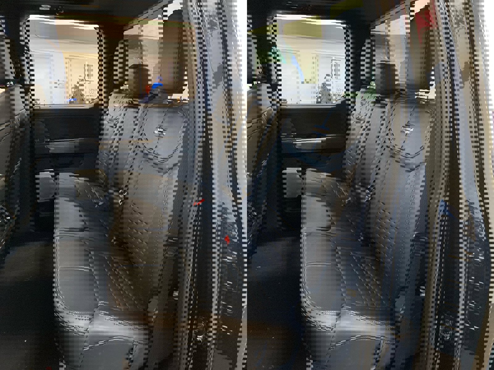 New 2025 Ford F350 Platinum w/ FX4 Off-Road Package image 9