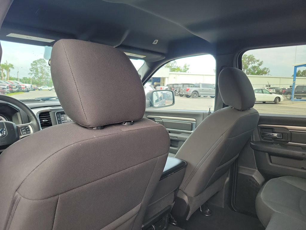 Used 2024 RAM 1500 Warlock RWD image 26