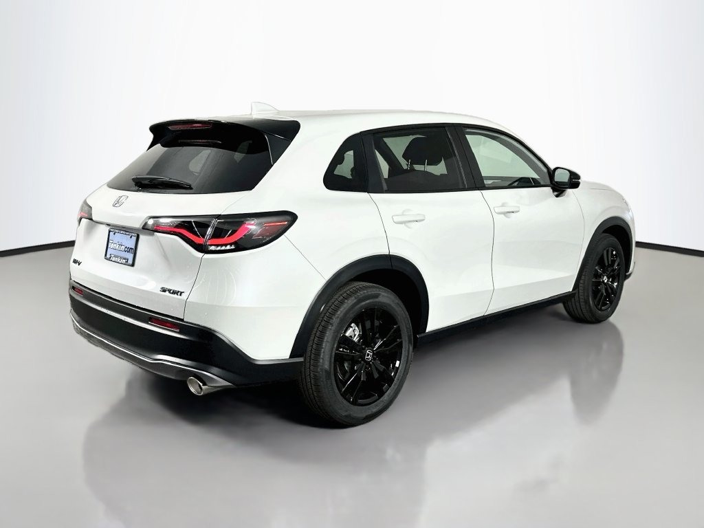 New 2027 Honda HR-V Sport image 7