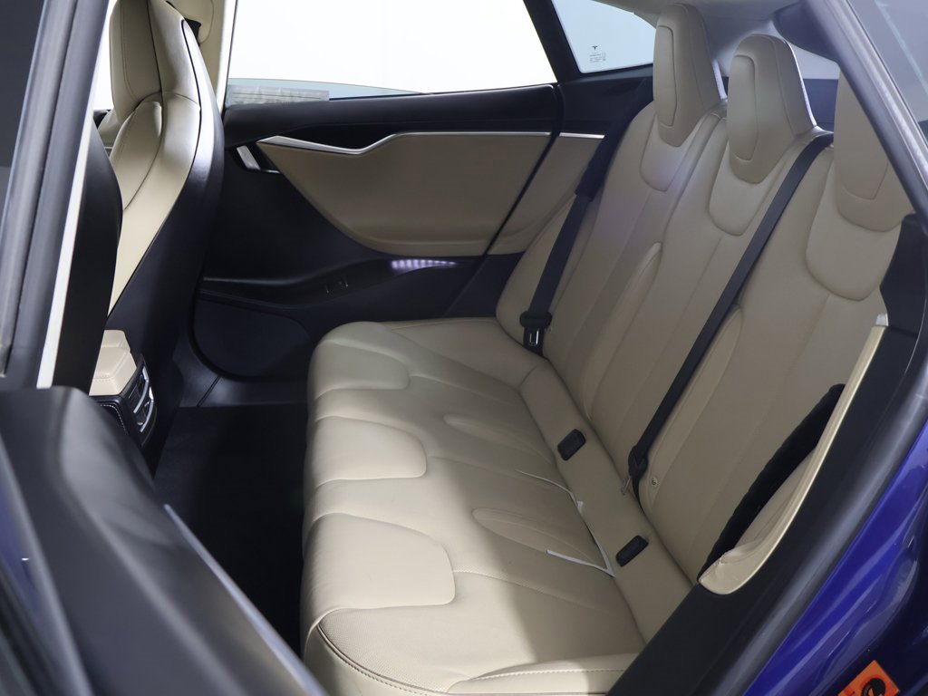 Used 2016 Tesla Model S P90D image 30