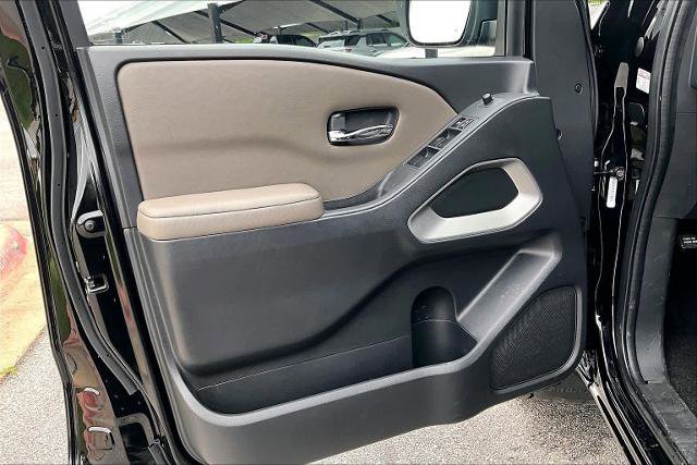 Certified 2022 Nissan Frontier SV RWD image 21