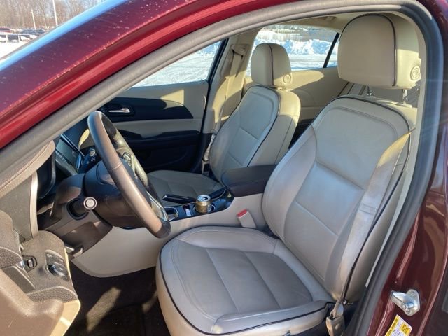 Used 2015 Chevrolet Malibu LT w/ Leather Package image 12