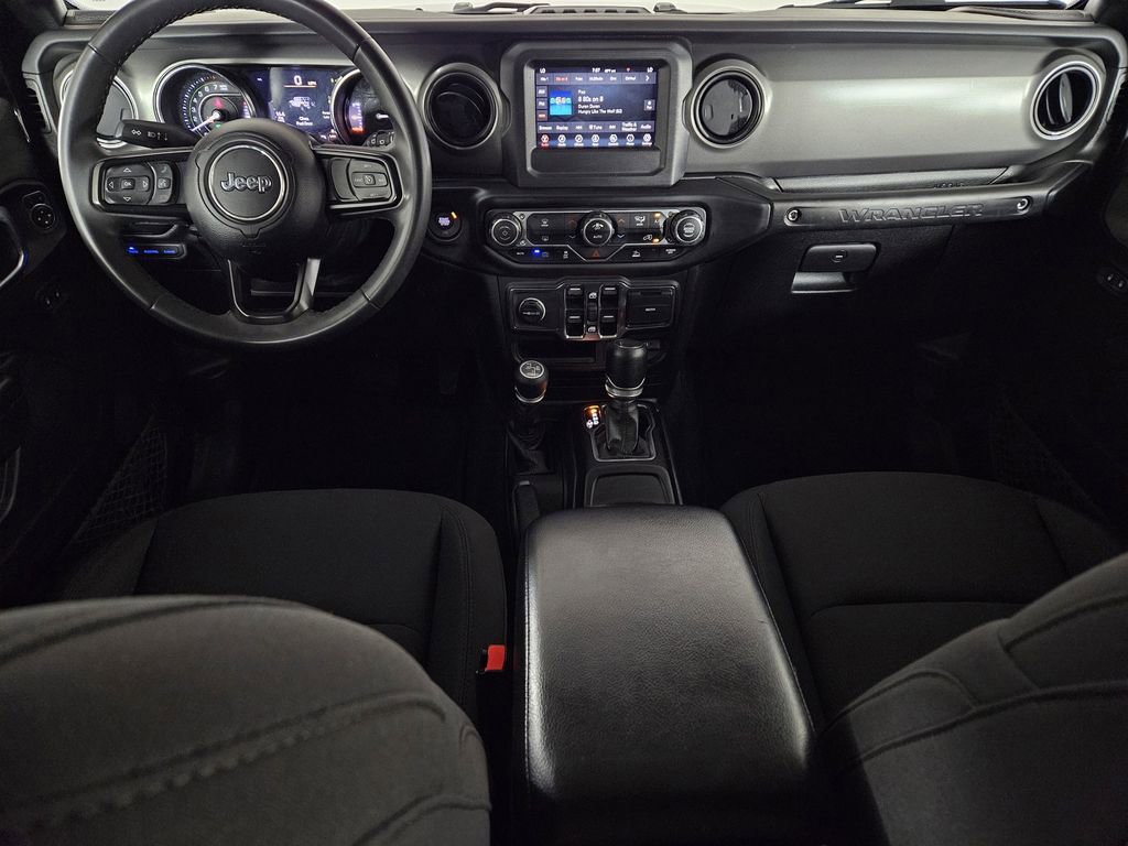 Used 2023 Jeep Wrangler Unlimited image 6