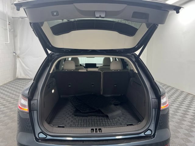 Certified 2023 Lincoln Nautilus Reserve AWD/4WD image 8
