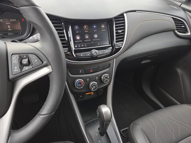 Certified 2022 Chevrolet Trax LT w/ LT Convenience Package AWD/4WD image 32