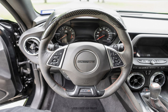 Used 2019 Chevrolet Camaro ZL1 RWD image 25