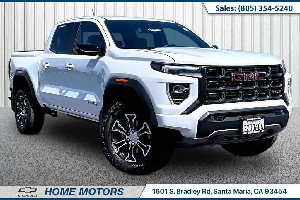 Used 2025 GMC Canyon AT4