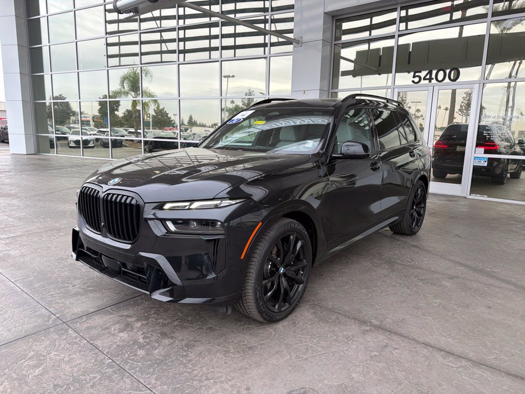 Certified 2024 BMW X7 xDrive40i w/ Executive Package AWD/4WD image 1