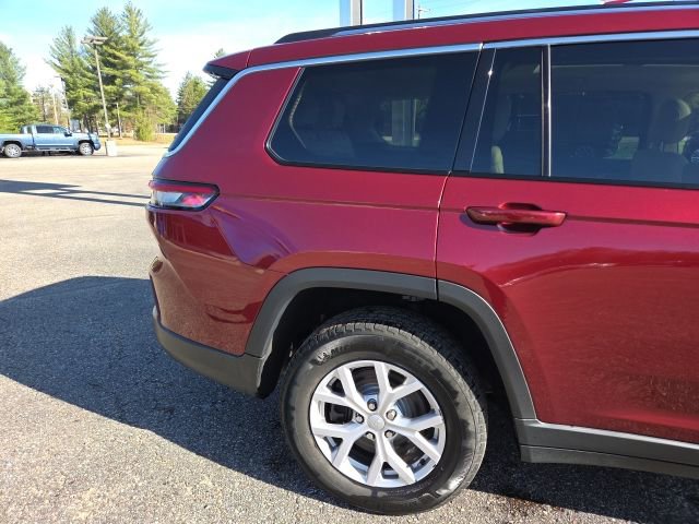 Used 2022 Jeep Grand Cherokee L Limited w/ Luxury Tech Group II image 39