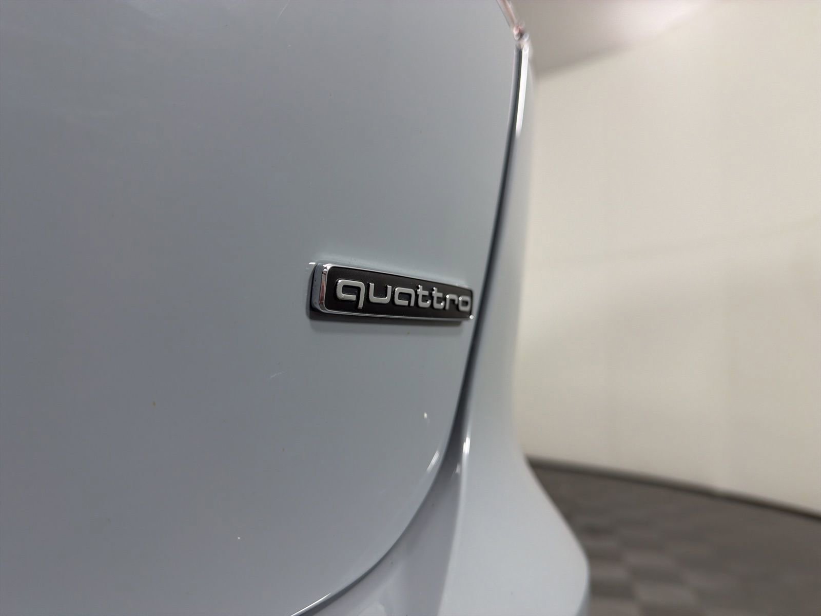 Used 2023 Audi Q4 e-tron Prestige w/ Black Optic Package image 7