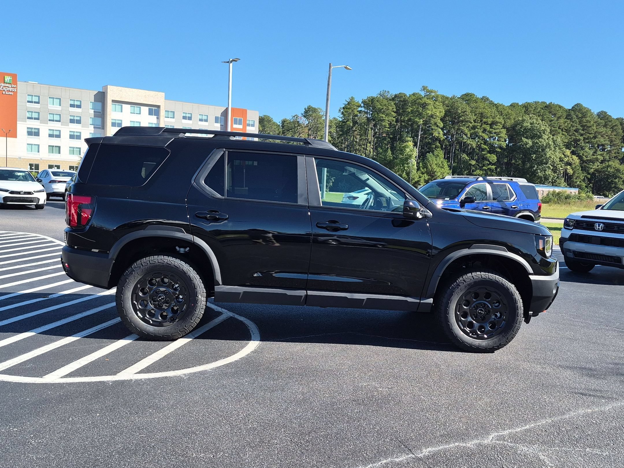 New 2027 Honda Passport TrailSport image 2