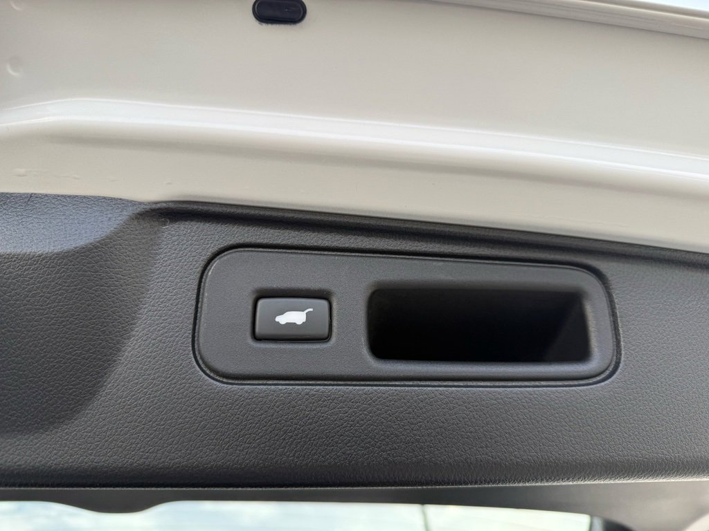 Used 2025 Honda Passport Black Edition image 21