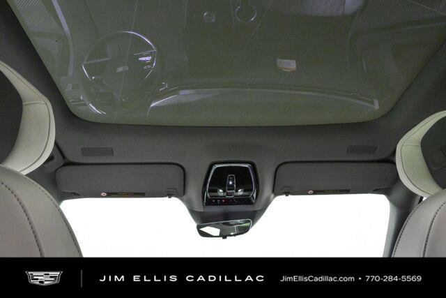 New 2026 Cadillac Escalade IQL Sport 1 w/ LPO, ONYX Package AWD/4WD image 21