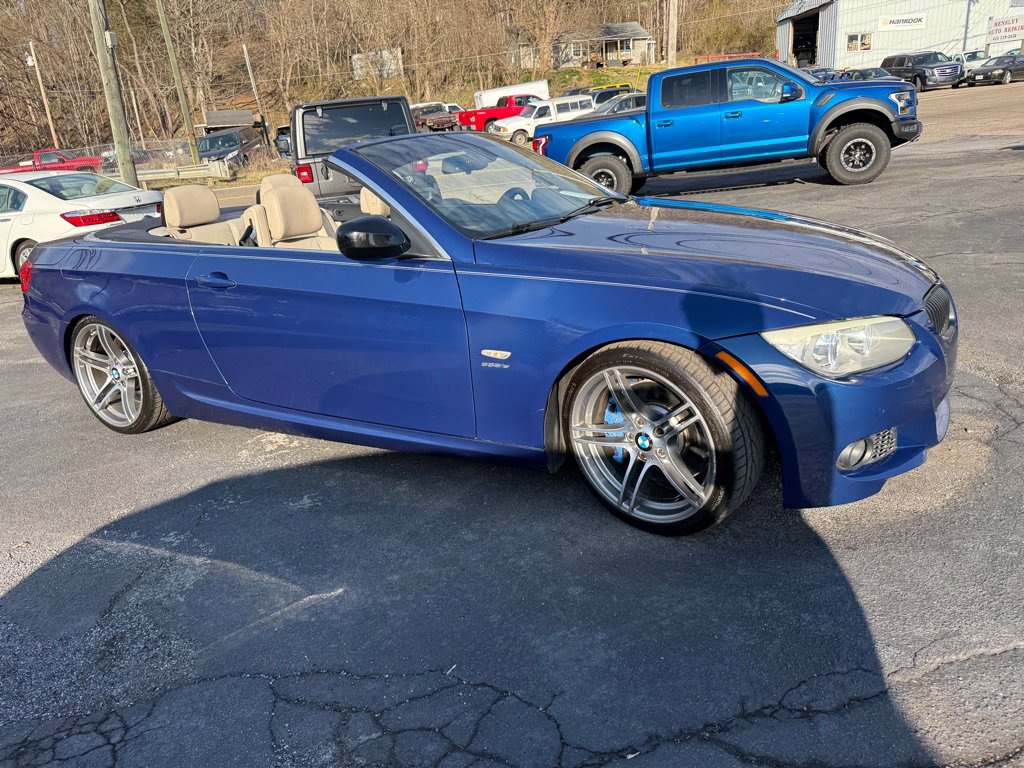 Used 2011 BMW 335is Convertible image 11
