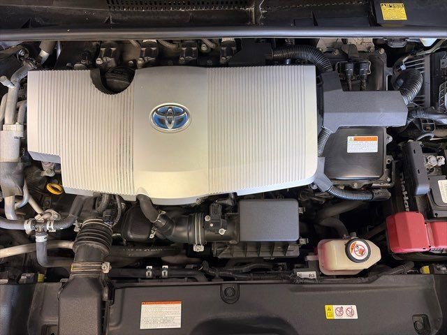 Used 2017 Toyota Prius Prime Advanced w/ Carpet Mat Package image 37