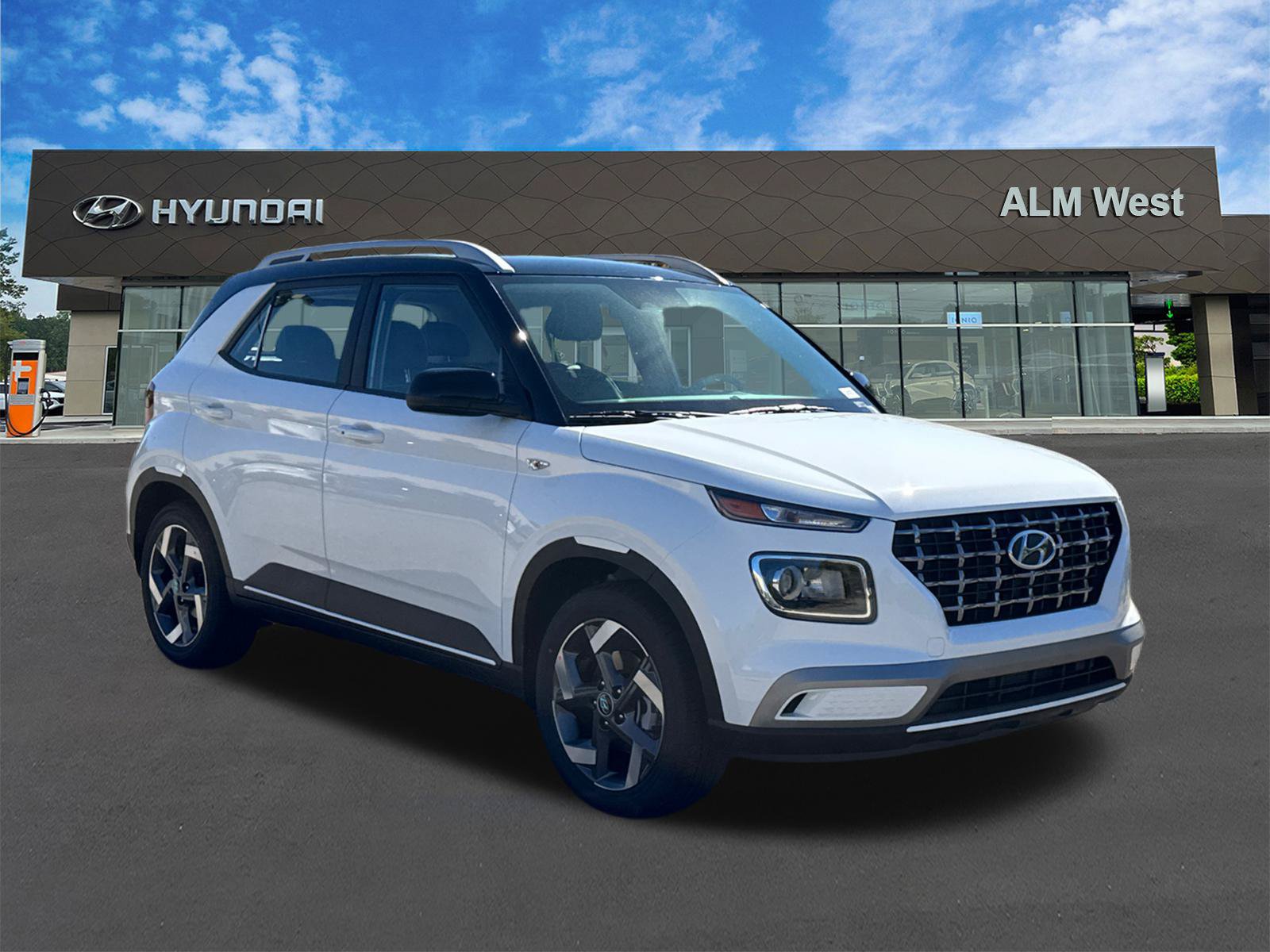 New 2026 Hyundai Venue SEL FWD image 4