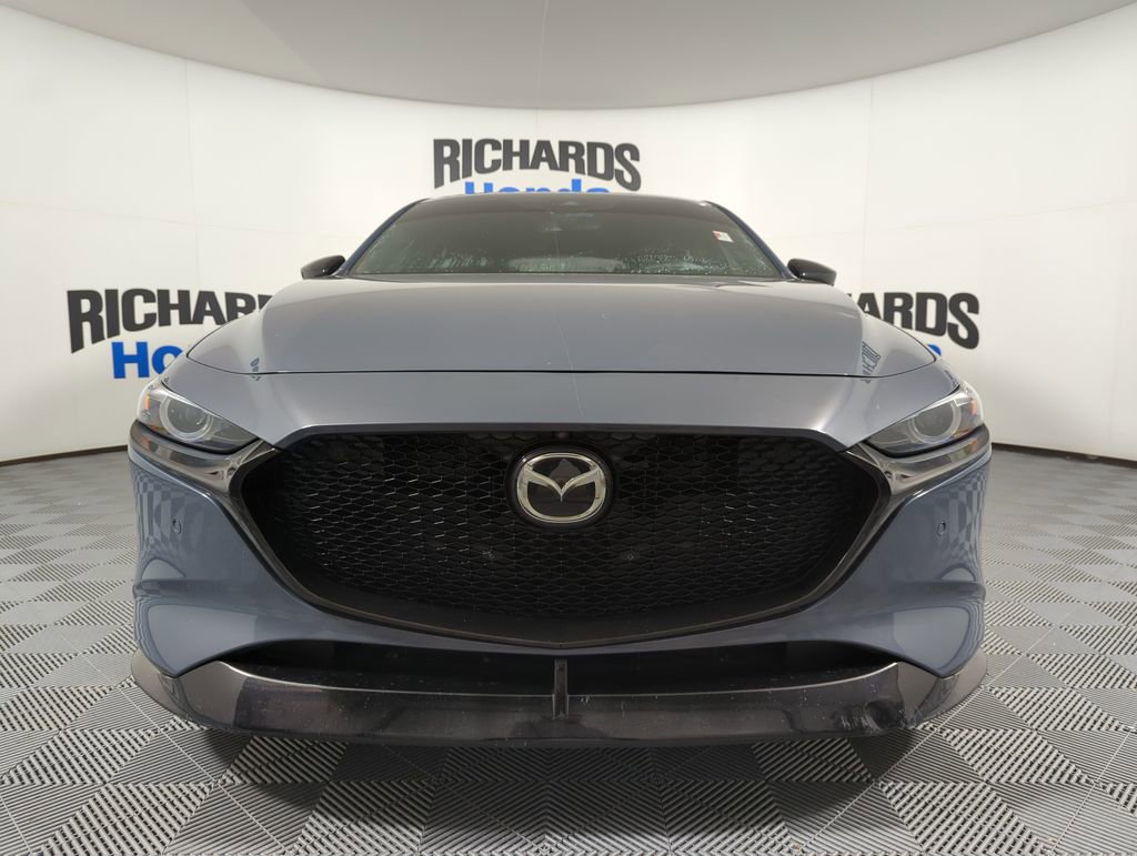 Used 2021 MAZDA MAZDA3 Hatchback w/Premium Plus Pkg image 3