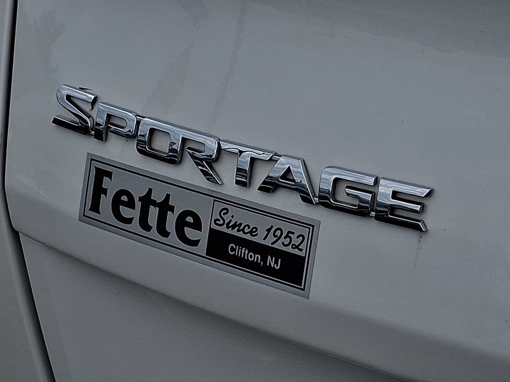 Certified 2022 Kia Sportage SX AWD/4WD image 33