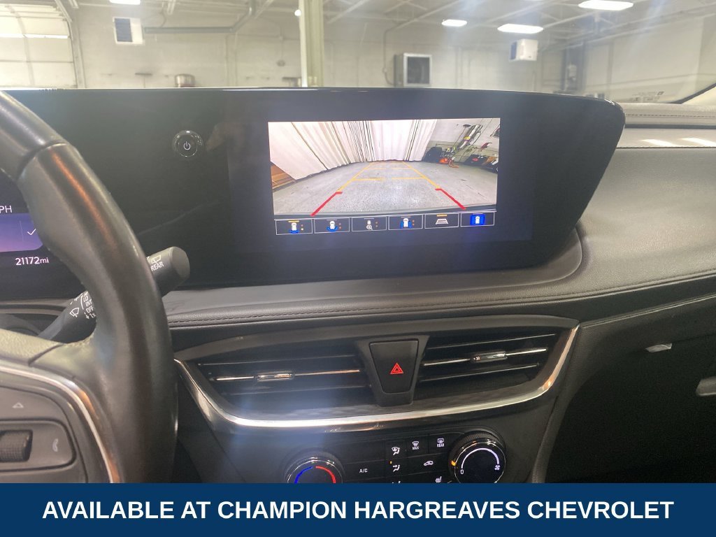 Certified 2024 Buick Encore GX Preferred w/ Comfort Package FWD image 19