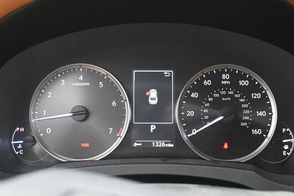 Used 2025 Lexus IS 350 F Sport RWD image 23