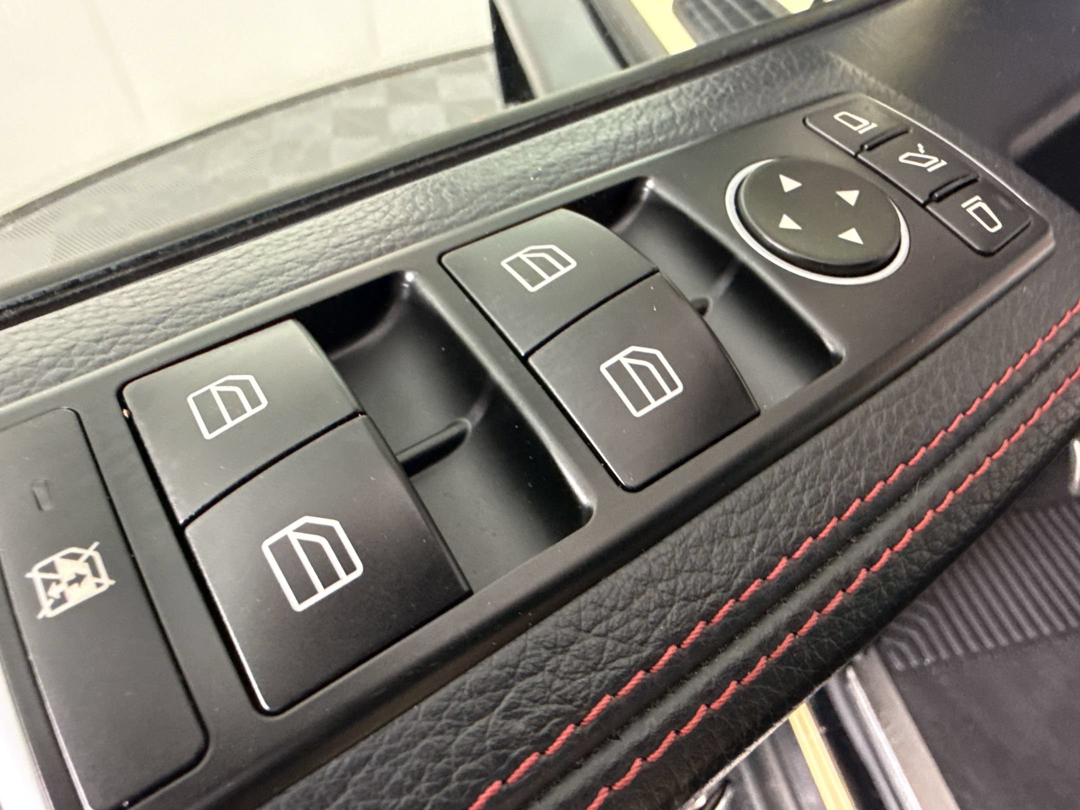 Used 2017 Mercedes-Benz G 63 AMG 4MATIC image 18