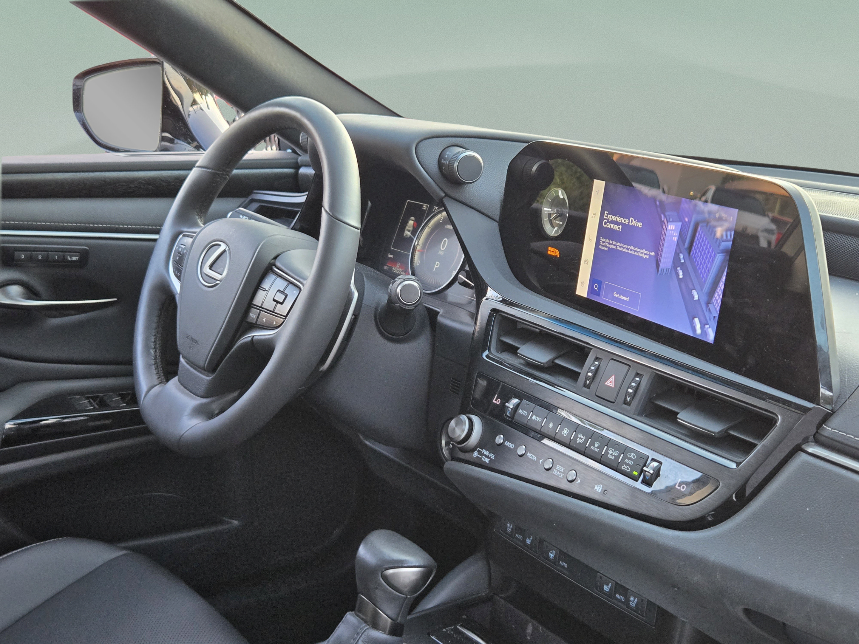 Certified 2024 Lexus ES 350 w/ Premium Package FWD image 29