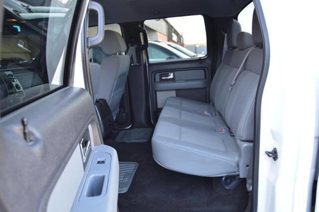 Used 2013 Ford F150 XLT w/ Mid Equipment Group image 12