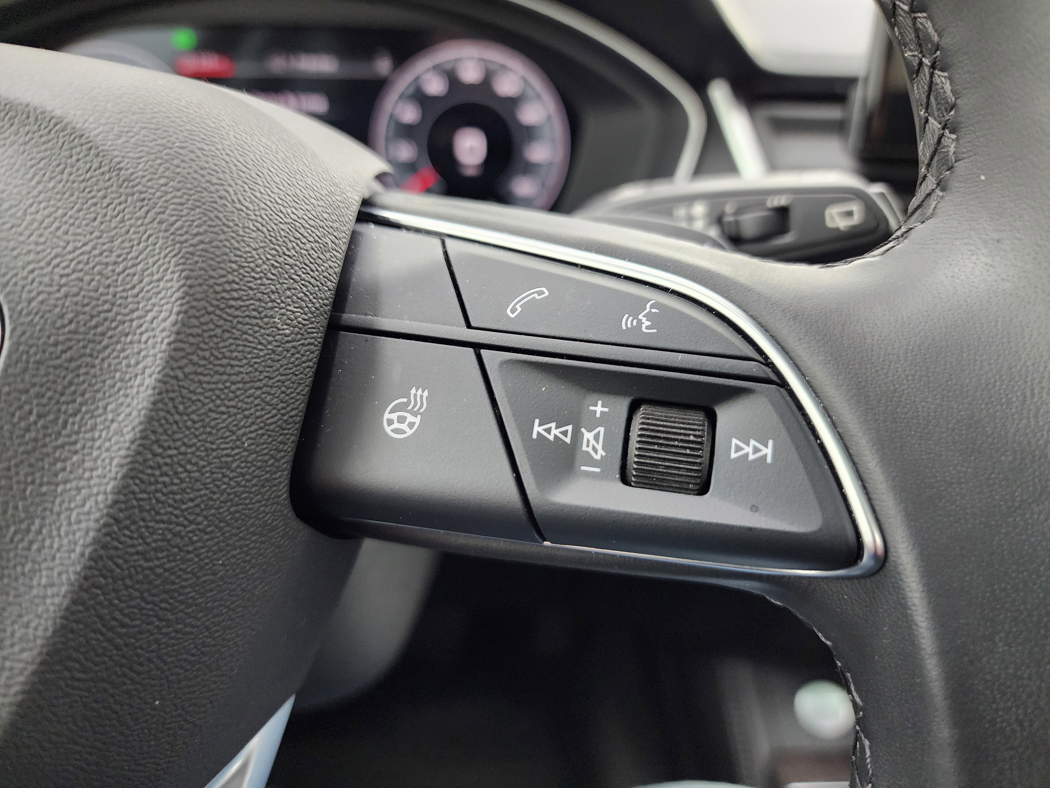 Used 2024 Audi Q5 2.0T Premium Plus image 17