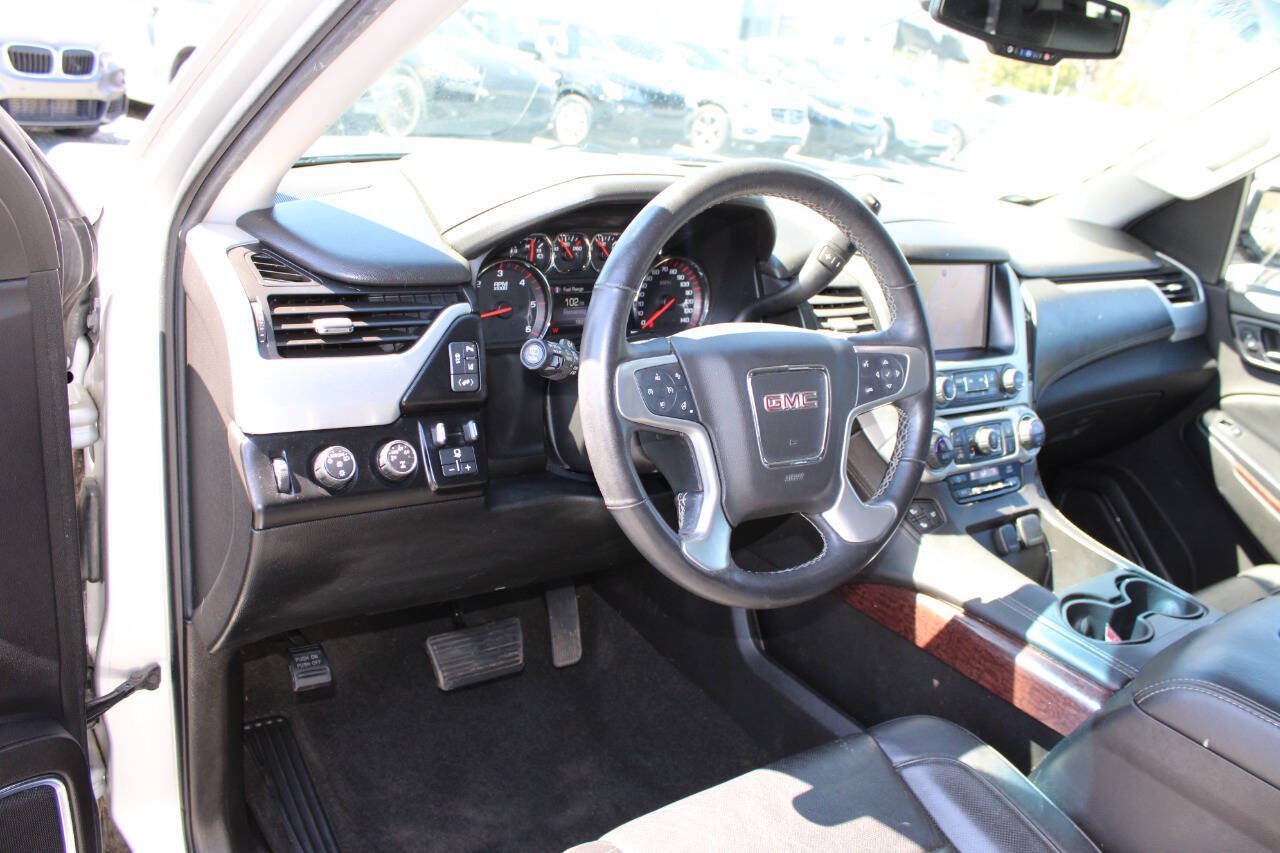 Used 2015 GMC Yukon XL SLT w/ Open Road Package AWD/4WD image 13