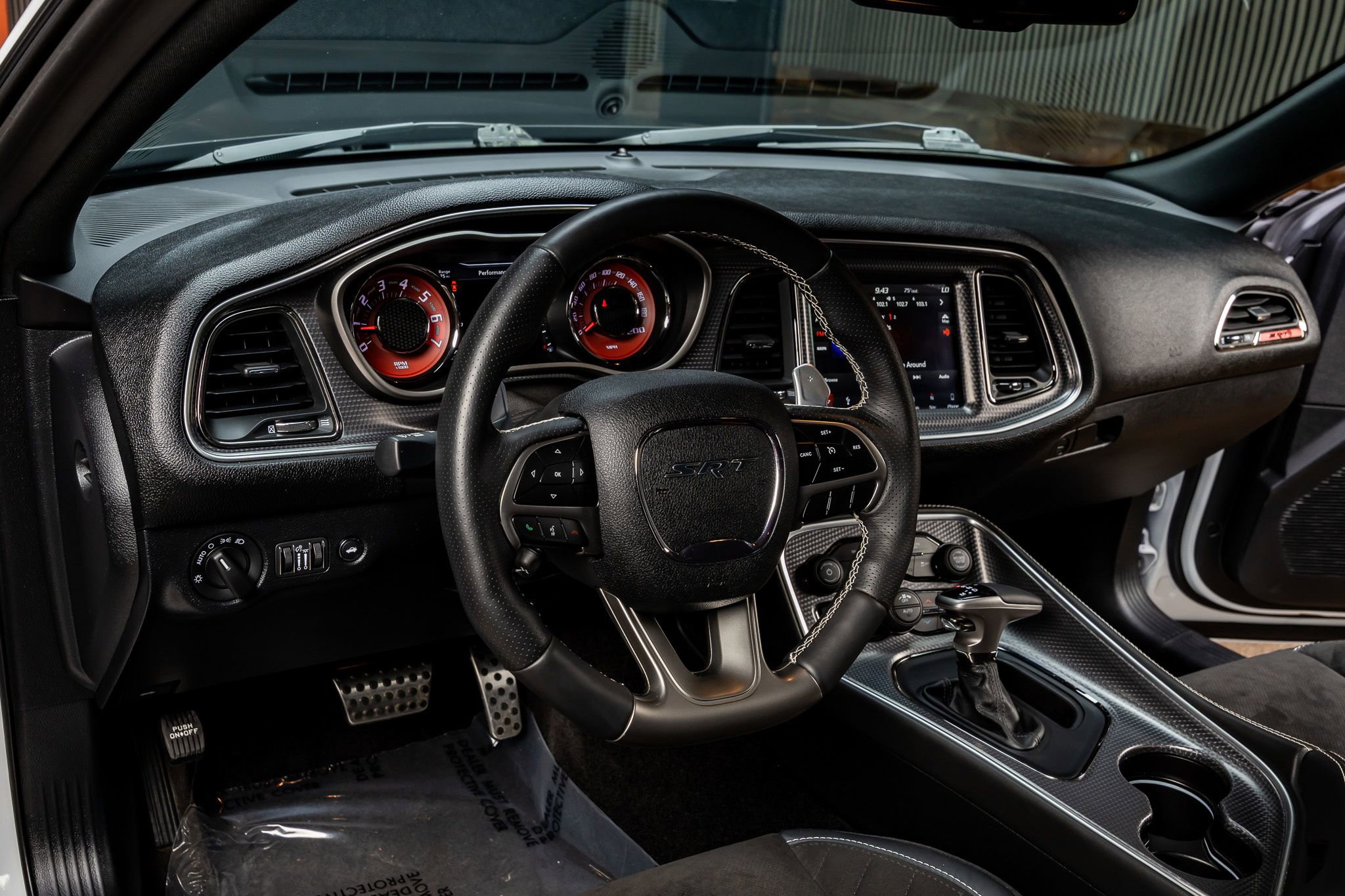 Used 2018 Dodge Challenger SRT Hellcat image 12