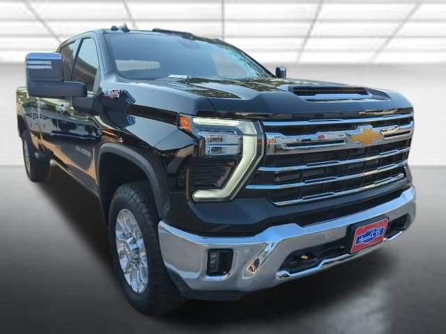 Used 2024 Chevrolet Silverado 3500 LTZ w/ LTZ Plus Package image 1