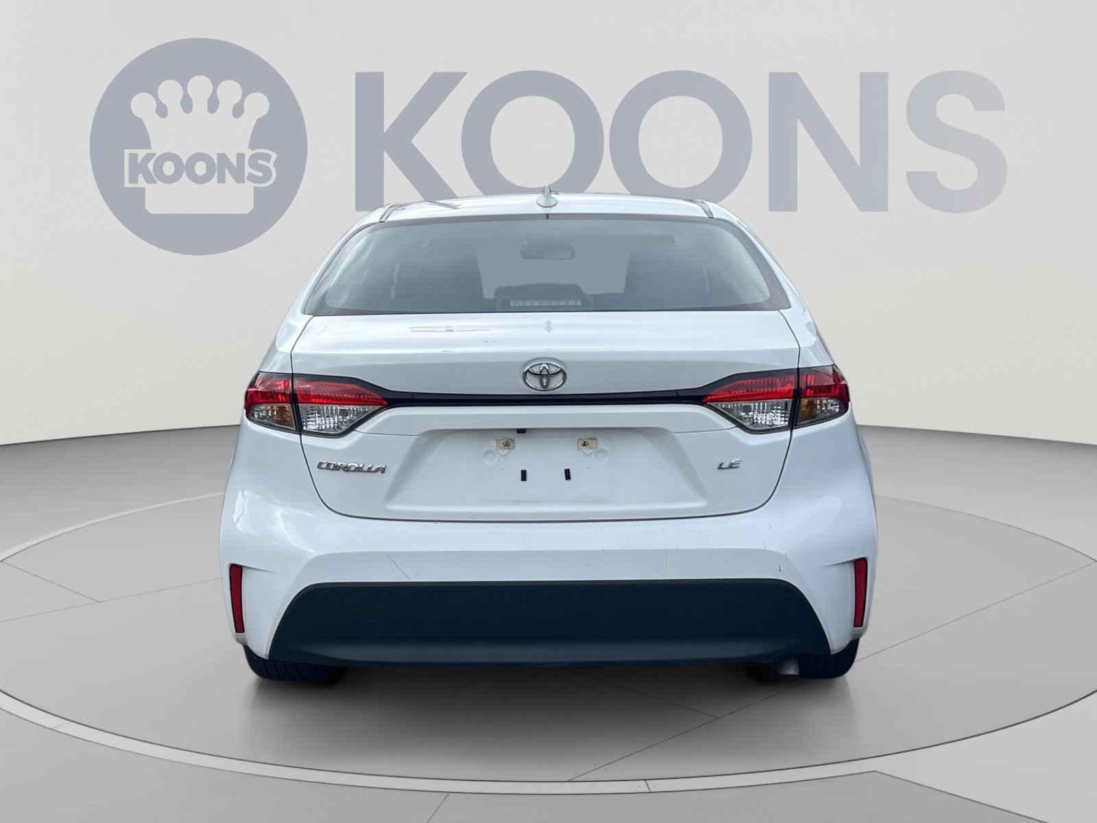 Used 2025 Toyota Corolla LE FWD image 4