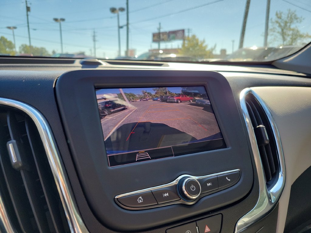 Used 2024 Chevrolet Equinox LS w/ Driver Confidence II Package FWD image 33