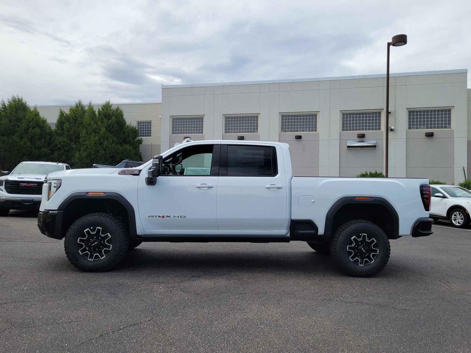 New 2026 GMC Sierra 2500 AT4X AWD/4WD image 6