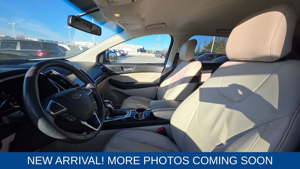 Used 2015 Ford Edge Titanium w/ Technology Package image 10