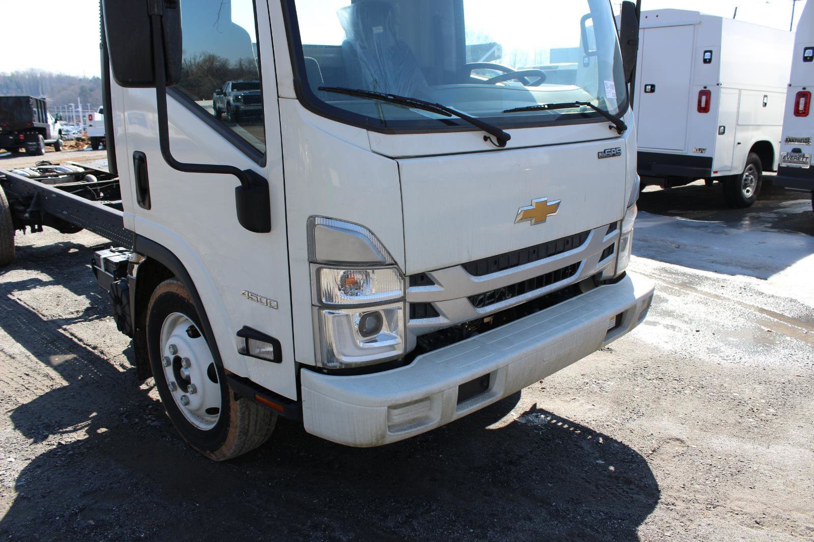New 2024 Chevrolet Low Cab Forward image 5